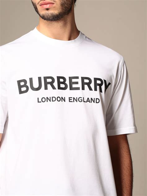 burberry t shirt erkek fiyat|Men's Burberry Designer T.